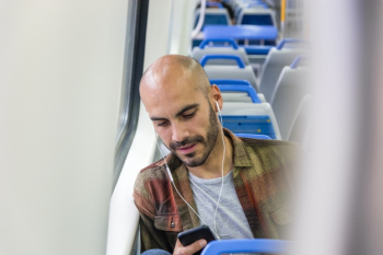 High angle traveler in metro Free Photo