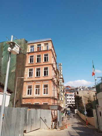Hotel Italia Beside on Going Construction Hotel Italia Beside on Going Construction