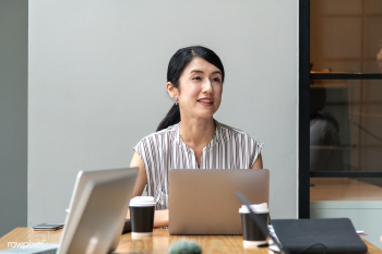 Japanese woman in a business meeting | Free stock photo - 414264 Japanese woman in a business meeting | Free stock photo - 414264