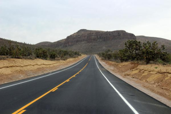 Joshua Tree Forest Road.jpg Joshua Tree Forest Road.jpg