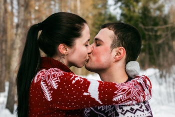 Kissing Woman and Man Kissing Woman and Man