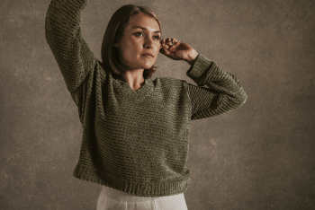 Knitted sweater mockup, women’s | Free PSD Mockup - rawpixel Knitted sweater mockup, women’s | Free PSD Mockup - rawpixel