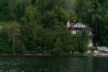 Lake Side Cottage Lake Side Cottage