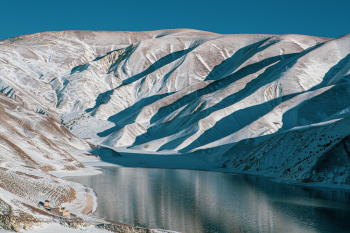 Landscape Photography of Mountain Lake Landscape Photography of Mountain Lake
