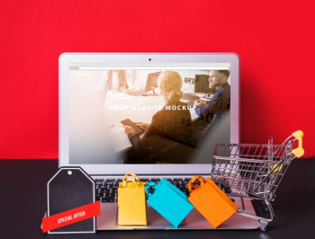 Laptop mockup with online shopping concept Free Psd