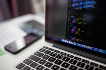 Laptop screen display CSS Laptop screen display CSS