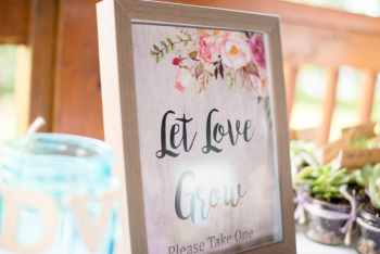 Let Love Grow Poster With Frame Let Love Grow Poster With Frame
