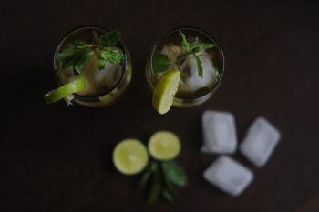 lime juice on cups lime juice on cups