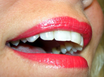 lips talking.jpg lips talking.jpg
