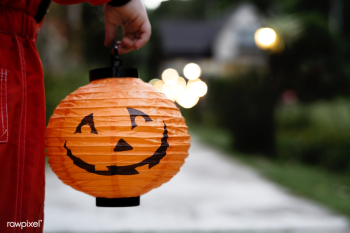 Little boy holding a Halloween lantern | Free stock photo - 468914 Little boy holding a Halloween lantern | Free stock photo - 468914