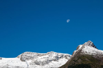 long angle photography of mountain range long angle photography of mountain range