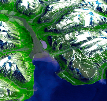 Longyearbyen, the largest island of the Svalb.. | Free public domain photo - 439954