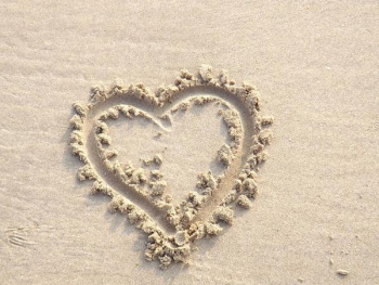 Love Heart in Sand.jpg Love Heart in Sand.jpg
