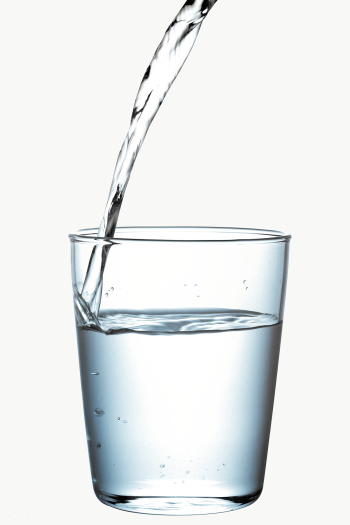 Macro shot of pouring water into a glass design element | Free  transparent png - 2340598