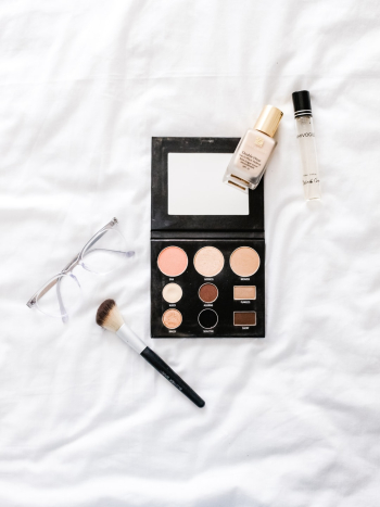 Makeup Flatlay 3