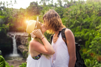 Man and Woman Kissing Man and Woman Kissing