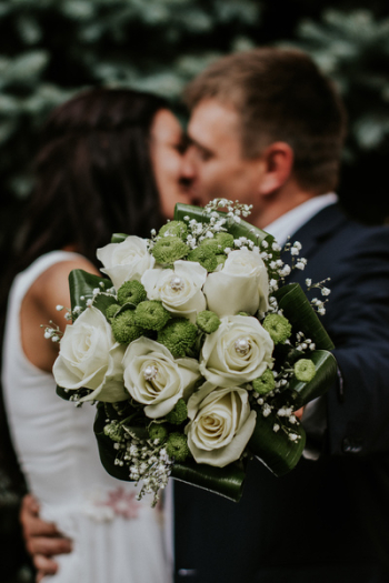 Man and Woman Kissing Man and Woman Kissing