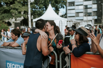 Man And Woman Kissing Man And Woman Kissing