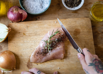 Man cooking chicken breast in the kitchen | Free stock photo - 484746 Man cooking chicken breast in the kitchen | Free stock photo - 484746