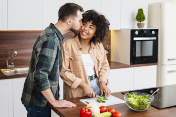 Man kissing beautiful afro-american woman Free Photo Man kissing beautiful afro-american woman Free Photo