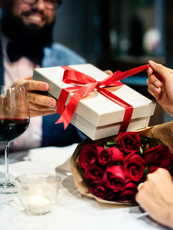 Man passing gift box | Free stock photo - 380256 Man passing gift box | Free stock photo - 380256