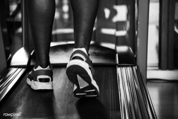 Man running on a treadmill | Free stock photo - 413515 Man running on a treadmill | Free stock photo - 413515