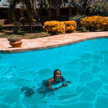 Man Swimming Man Swimming