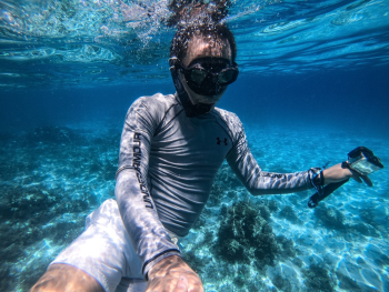 Man Underwater Man Underwater