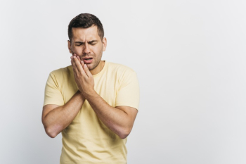 Medium shot man with tooth pain Free Photo Medium shot man with tooth pain Free Photo