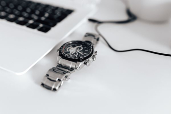Men's Minimalist Workspace Men's Minimalist Workspace