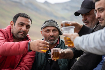 Men Drinking Beer Men Drinking Beer