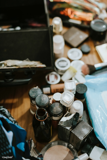 Messy desk with cosmetic products | Free stock photo - 535861 Messy desk with cosmetic products | Free stock photo - 535861