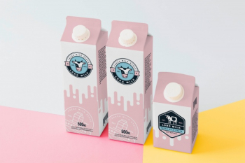 Milk packaging mockup Free Psd