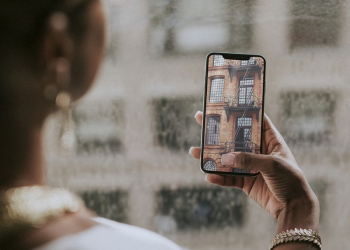 Mobile phone screen mockup, digital | Free PSD Mockup - rawpixel