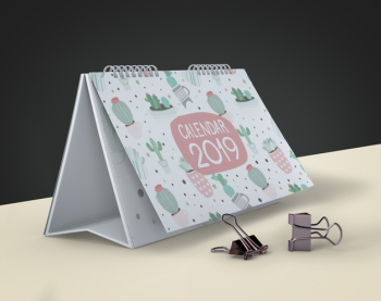 Mock up of hand drawn calendar Free Psd