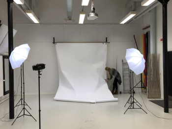 Modeling Room Modeling Room