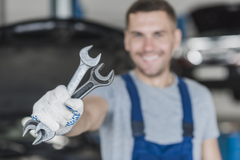 Modern automobile mechanic composition Modern automobile mechanic composition