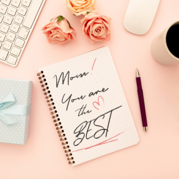 Mother's day mockup notebook with roses Free Psd Mother's day mockup notebook with roses Free Psd