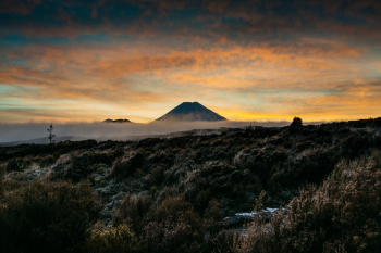 Mount Ngauruhoe at dawn. Mount Ngauruhoe at dawn.