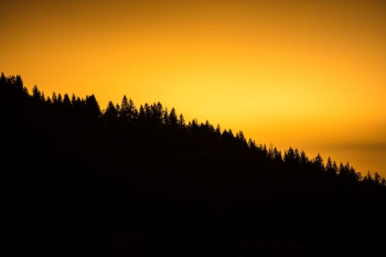 mountain during dawn photo mountain during dawn photo