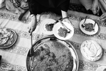 Muslim family having dinner on the floor | Free stock photo - 425865 Muslim family having dinner on the floor | Free stock photo - 425865