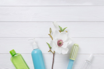 Natural elements for spa with beauty cream Free Photo Natural elements for spa with beauty cream Free Photo