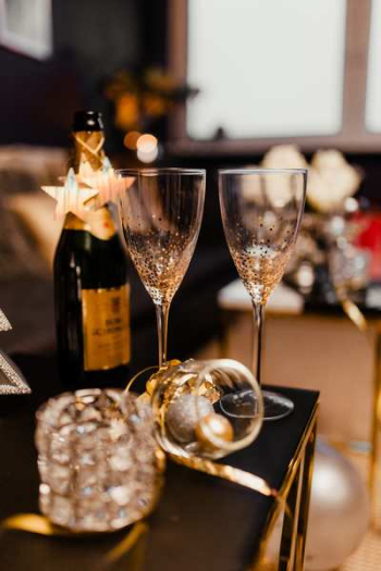 New Years Eve party - shiny golden decorations New Years Eve party - shiny golden decorations