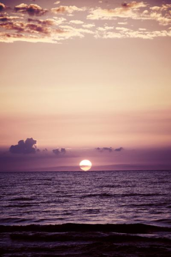 ocean during sunset ocean during sunset