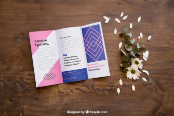 Open magazine mockup and petals