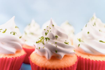 orange cupcakes orange cupcakes