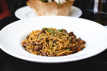 Oyster sauce noodles with beef meat Oyster sauce noodles with beef meat