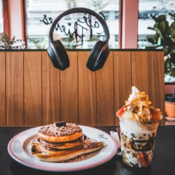 pancake with soft-served float cup pancake with soft-served float cup