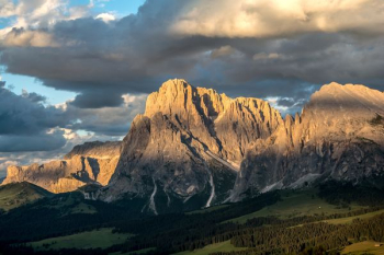 panoramic photography of bugatte panoramic photography of bugatte