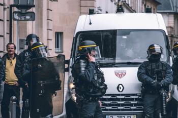 Paris Paris